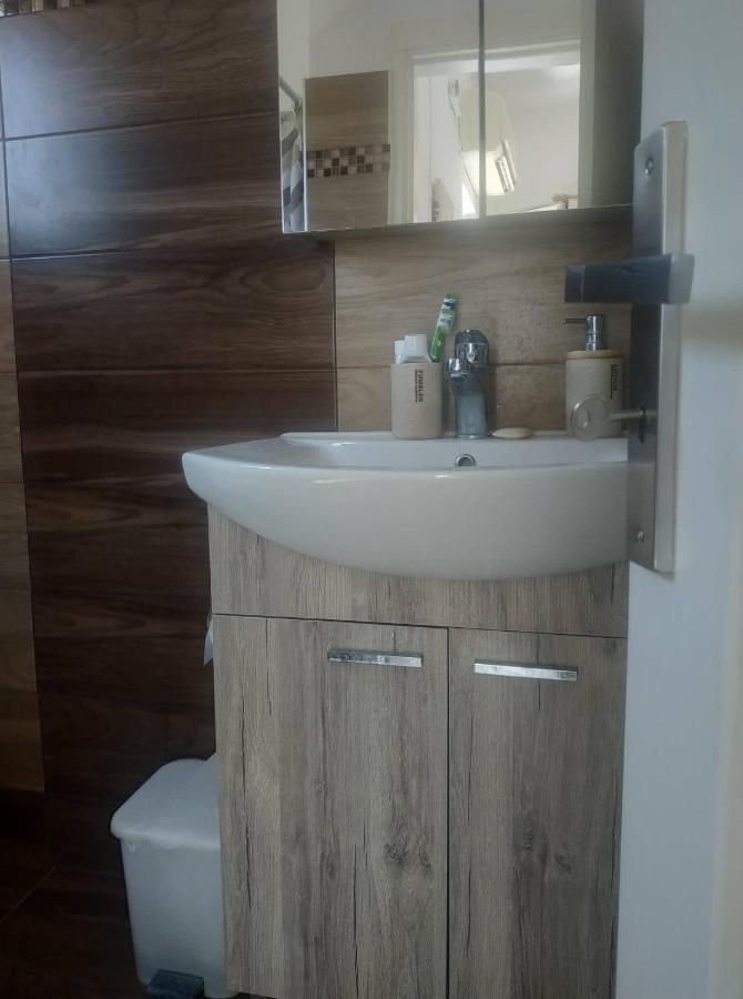 Spiros Apartments Livadia  Luaran gambar