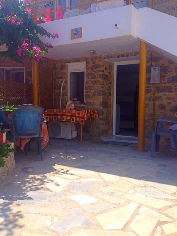 Spiros Apartments Livadia  Luaran gambar