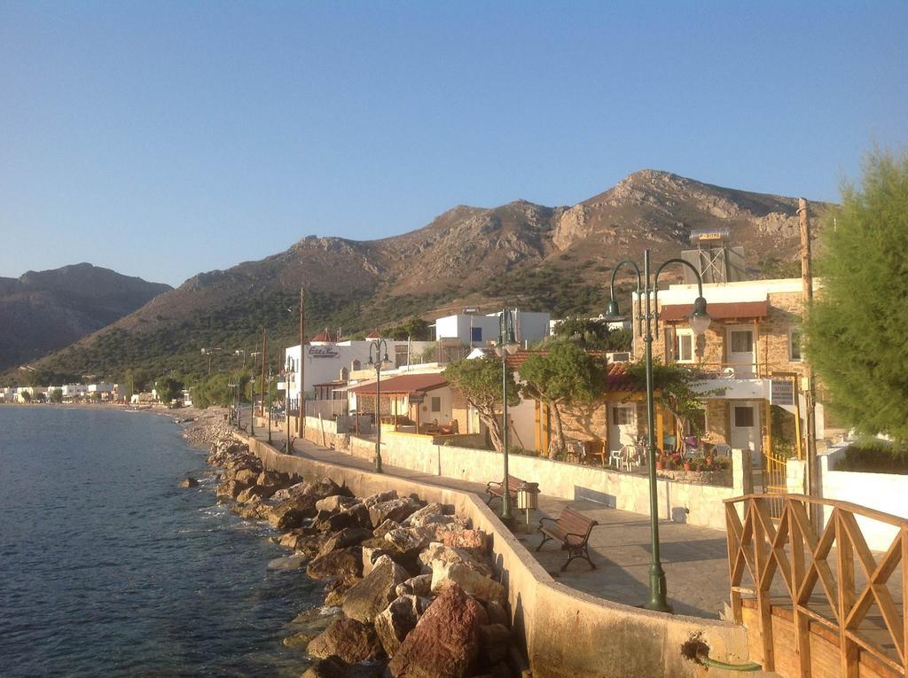 Spiros Apartments Livadia  Luaran gambar