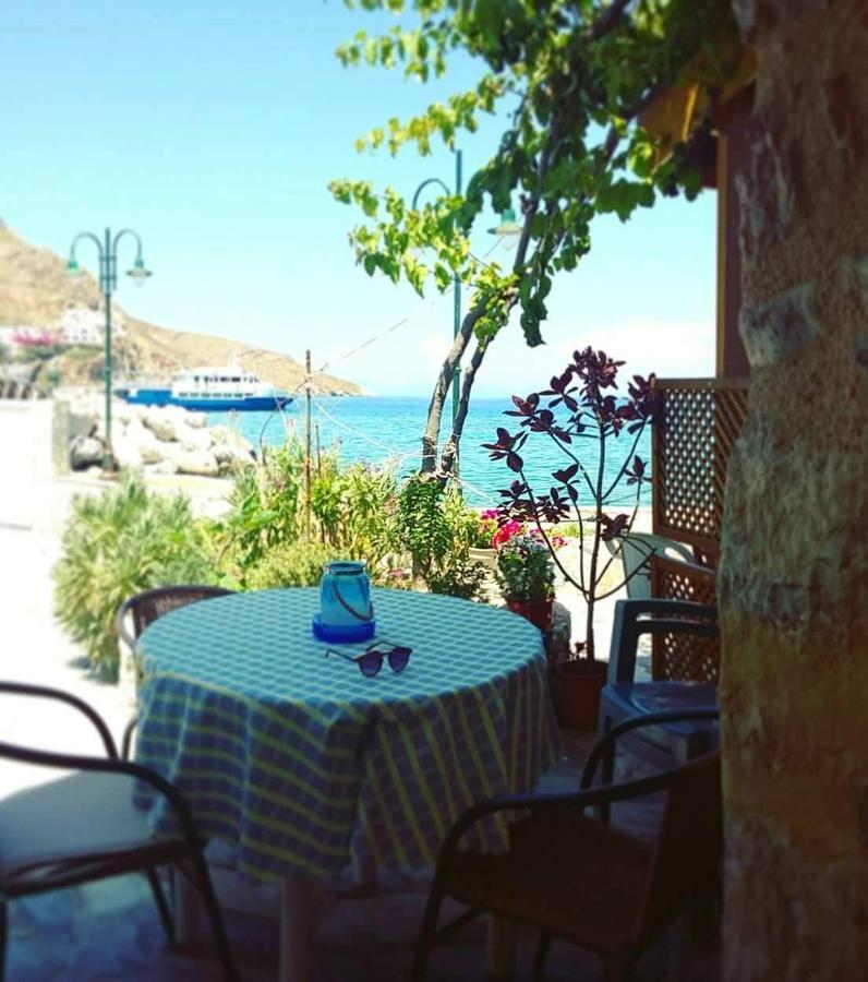 Spiros Apartments Livadia  Luaran gambar